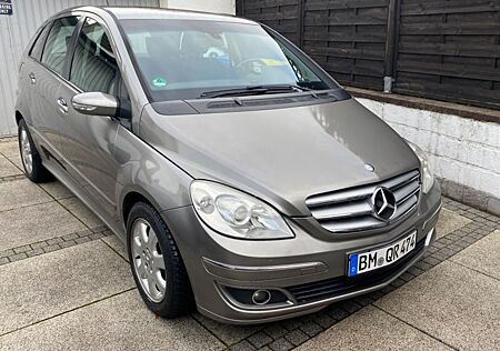 Mercedes-Benz B 200 CDI -