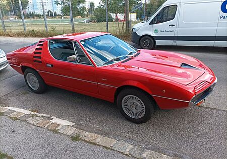 Alfa Romeo Andere gebraucht kaufen Alfa Romeo Montreal V8, 2.6