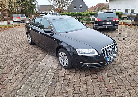 Audi A6 2.4 - V6 -