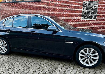 BMW 528i -
