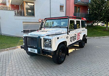 Land Rover Defender 110 2.2 SE