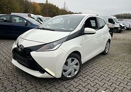 Toyota Aygo (X) Aygo 1,0-l-VVT-i x-play