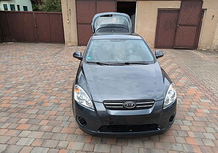 Kia Cee'd / Ceed 1.6 CVVT EX EX