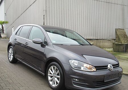 VW Golf Volkswagen VII Lim. R LINE BMT-Navi-SHZ-2.Hand-PDC