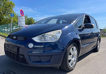 Ford S-Max Titanium