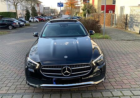 Mercedes-Benz E 220 E 220CDI Avangard Automatikgetriebe Limousine