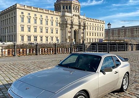 Porsche 944 Turbo Targa