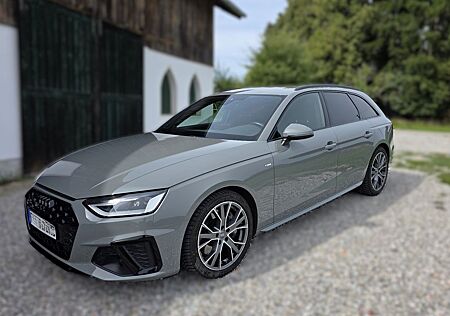 Audi A4 45 TFSI S-tronic quattro S-line Avant S line