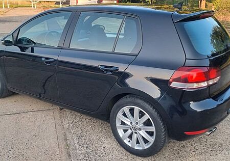 VW Golf Volkswagen 1.4 TSI 90 kW Highline