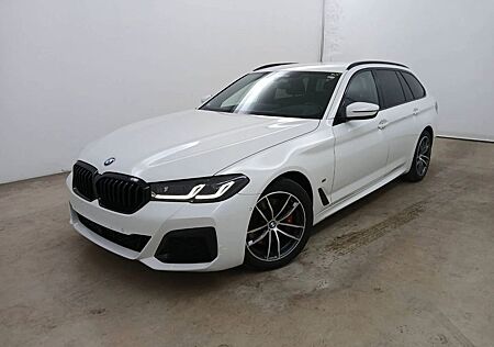 BMW 520d *xDr*M SPORT PRO*AHK*ACC*HUD*
