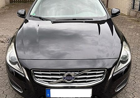 Volvo V60 D3 Summum