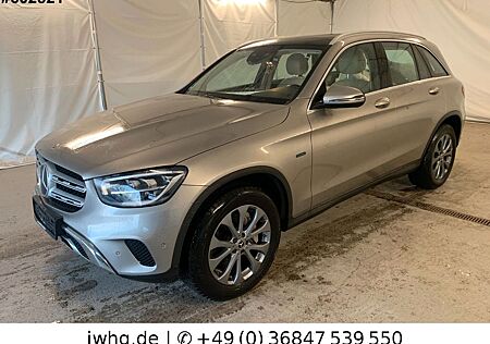 Mercedes-Benz GLC 300 e 4M LED VirtCockp Kam FahrAss+ Pano 18"