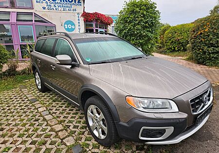 Volvo XC 70 XC70 Summum AWD Tüv Neu !!!