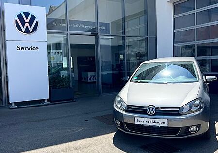 VW Golf Volkswagen VI Highline. Seitenairbag hinten. Bi-Xenon.
