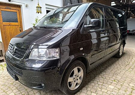 VW T5 Multivan Volkswagen Highline
