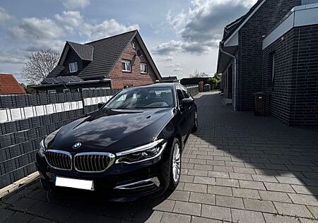 BMW 540i xDrive 8-Fach-bereift