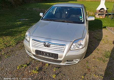 Toyota Avensis 2.0-l-VVT-i Executive Executive