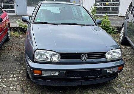 VW Golf Volkswagen 1.8 Syncro Standard