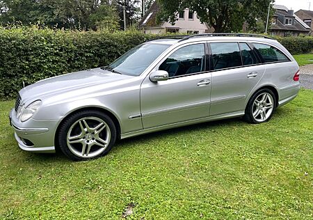 Mercedes-Benz E 320 4MATIC T AVANTGARDE AMG