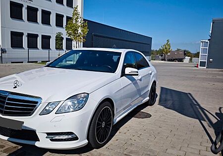 Mercedes-Benz E 300 CDI BlueEFFICIENCY AVANTGARDE AVANTGARDE