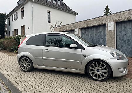 Ford Fiesta ST