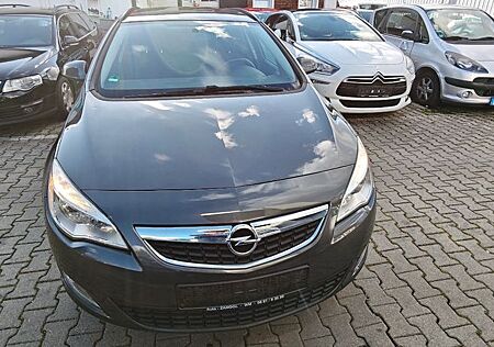 Opel Astra J Sports Tourer Design Edition