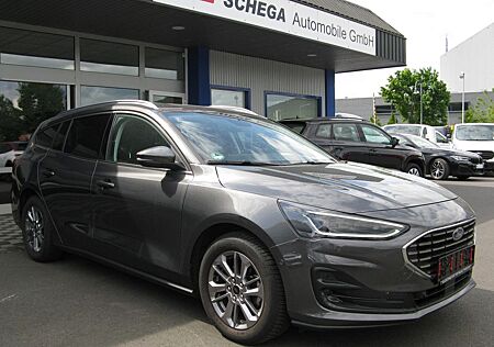 Ford Focus Turnier Titanium X 1.5 TDLED AHK NAVI SHZ