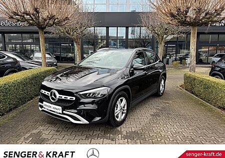 Mercedes-Benz GLA 200 KAM PDC SpurH Navi AUT Virtual KlimaA