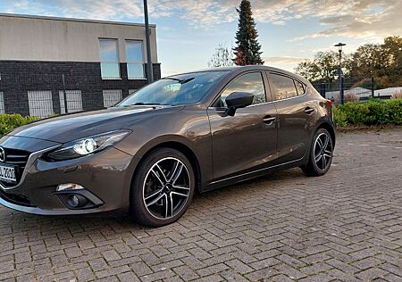 Mazda 3 2.2 SKYACTIV-D 150 Center-Line Center-Line