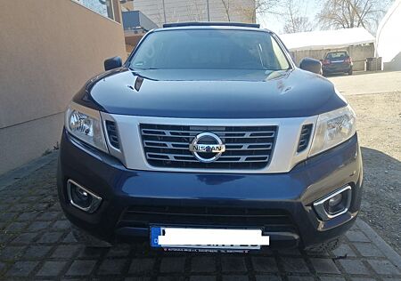 Nissan Navara NP300 N-Guard Double Cab 4x4