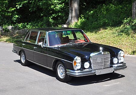 Mercedes-Benz 300 SEL/8 6.3