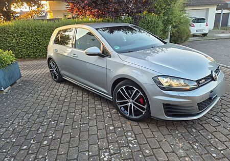 VW Golf Volkswagen 2.0 TDI BMT GTD GTD