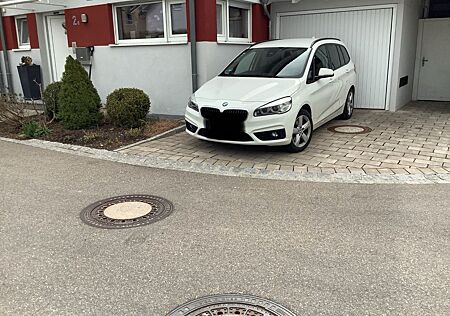 BMW 2er 218 Gran Tourer 218d xDrive -