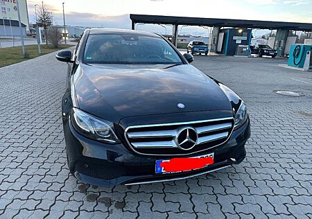 Mercedes-Benz E 220 d Autom. - WIDESCREEN