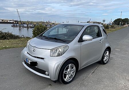 Toyota iQ 1.33 Automatik - Kompakter Stadtflitzer