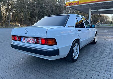 Mercedes-Benz 190