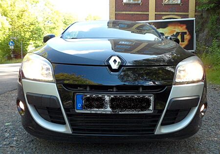Renault Megane III Coupe BOSE Edition NAVI+PDC+TÜV 12.25