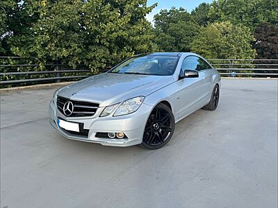 Mercedes-Benz HINTERACHSE & BREMSEN NEU! E 250 Coupé Pano, Aut