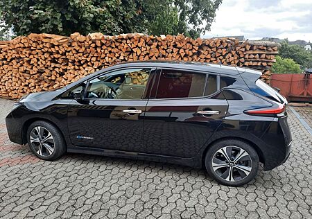 Nissan Leaf 150 PS 39KWH TEKNA