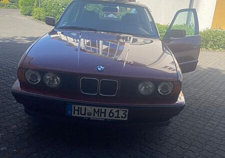 BMW 520i e34