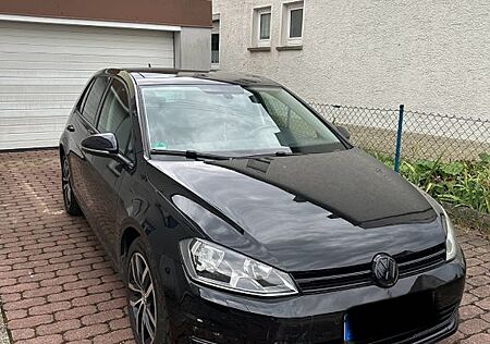 VW Golf Volkswagen 1.6 TDI BMT CUP CUP
