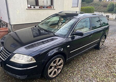 VW Passat Variant Volkswagen 4.0 W8 tiptronic 4motion Vari...