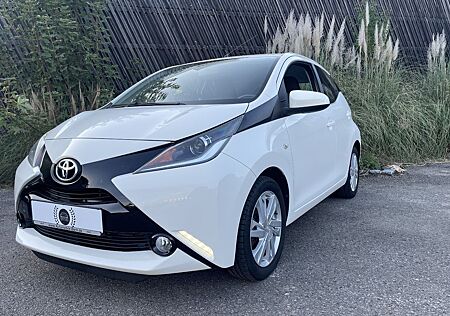 Toyota Aygo (X) Aygo -play touch