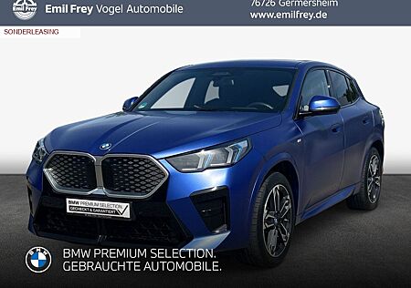 BMW iX2 xDrive30