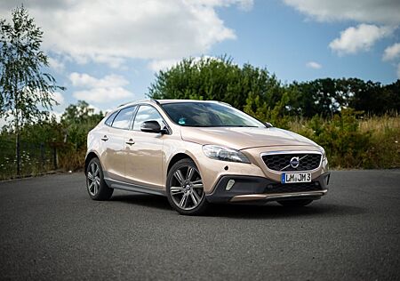 Volvo V40 CC V40 Cross Country D4 Geartronic Plus Plus