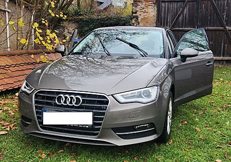 Audi A3 1.4 TFSI Attraction Sportback Attraction