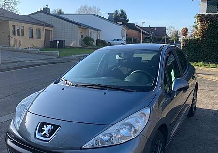 Peugeot 207 Filou KLIMA TEMPOMAT ALU