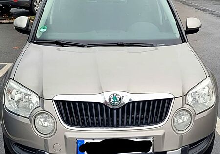 Skoda Yeti 1.4 TSI Schiebe/Panoramadach/SHZ/Tempomat