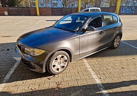 BMW 118i -