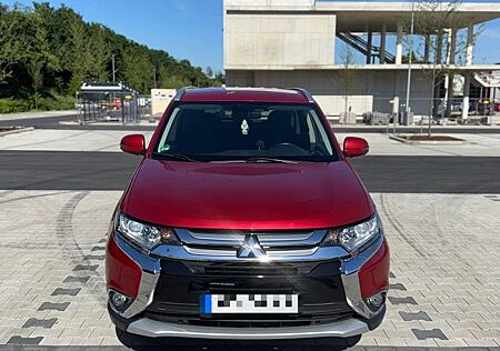 Mitsubishi Outlander 2.0 MIVEC Edition 100+ ClearTec 2W...